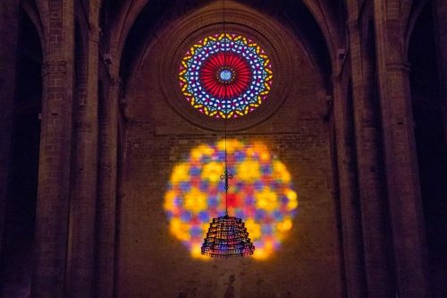 El sol invernal trae de regreso “la Fiesta de la Luz” en la Catedral de Palma de Mallorca
